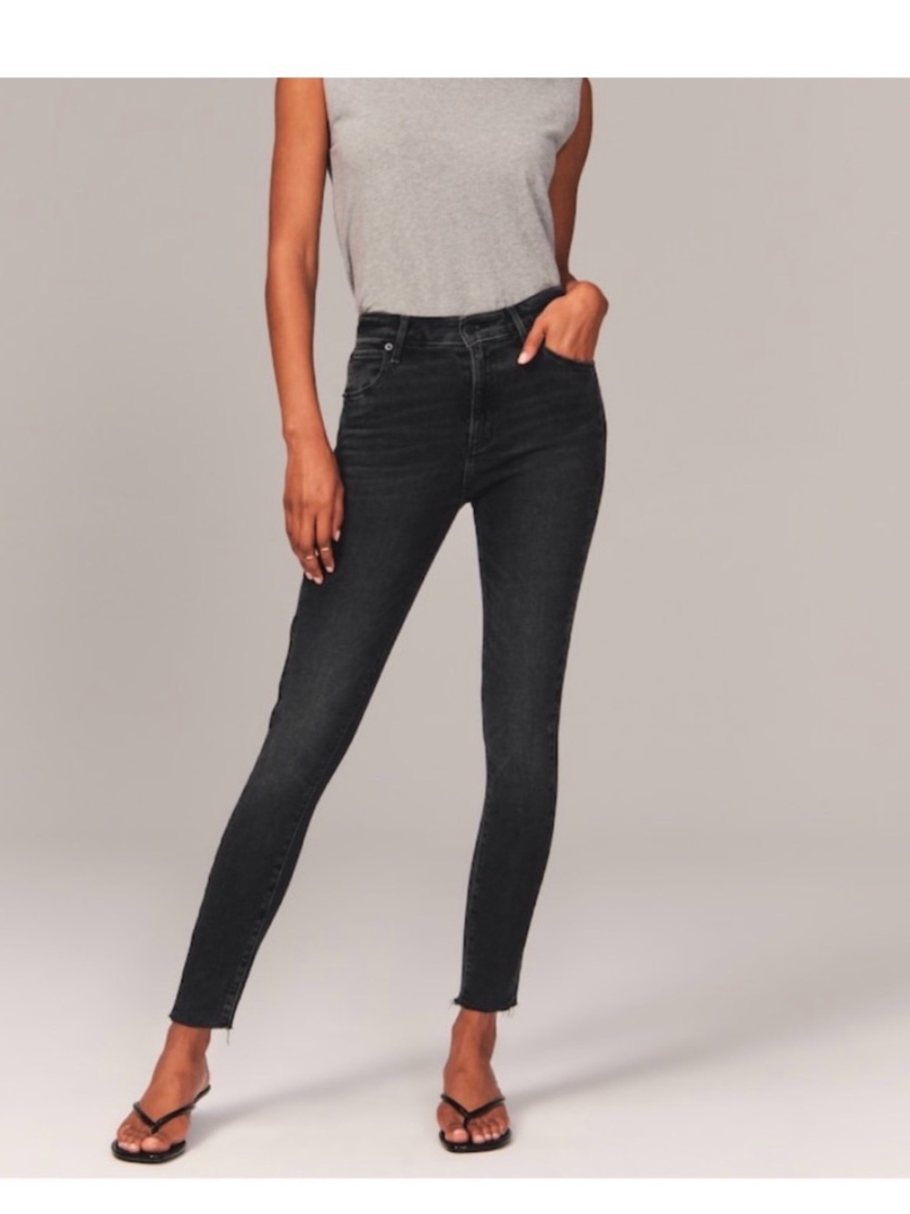 Abercrombie & Fitch Mid Rise Super Skinny 2S excellent condition